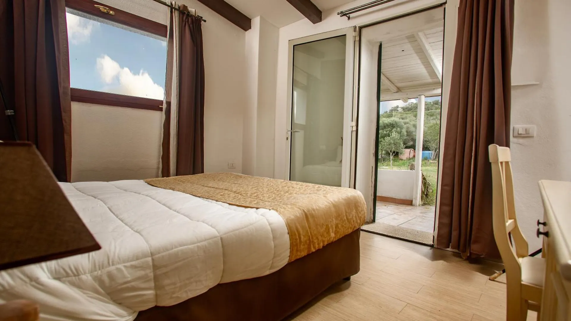 Hotel Locanda Domus De Vida Palau